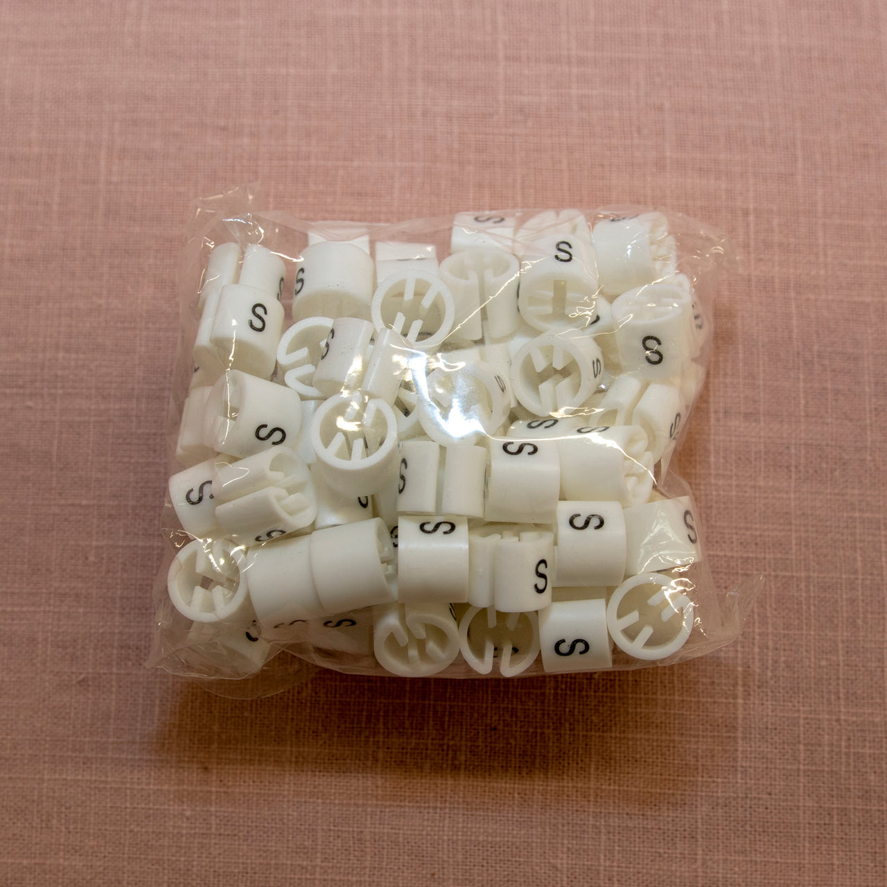 Hanger size markers